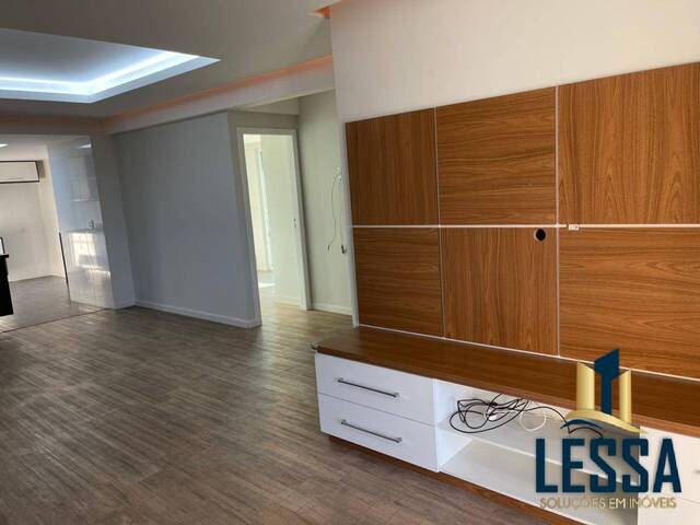 Apartamento para Venda em Campos dos Goytacazes - 4