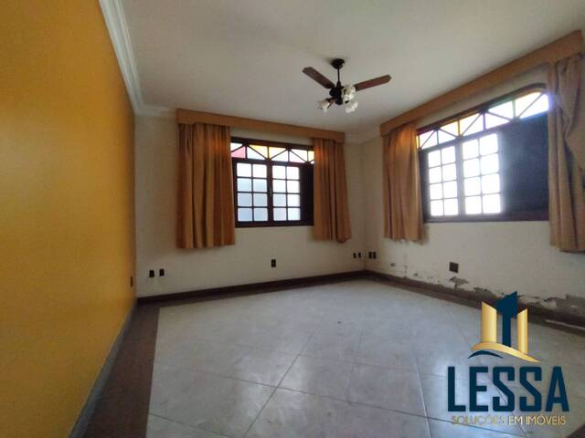 #65 - Casa para Venda em Campos dos Goytacazes - RJ