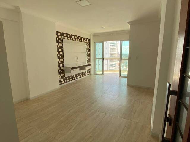 #345 - Apartamento para Venda em Campos dos Goytacazes - RJ