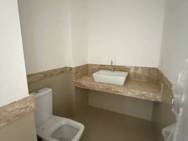 #271 - Apartamento para Venda em Campos dos Goytacazes - RJ