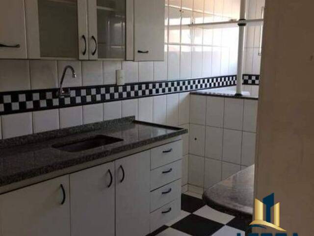 #299 - Apartamento para Venda em Campos dos Goytacazes - RJ