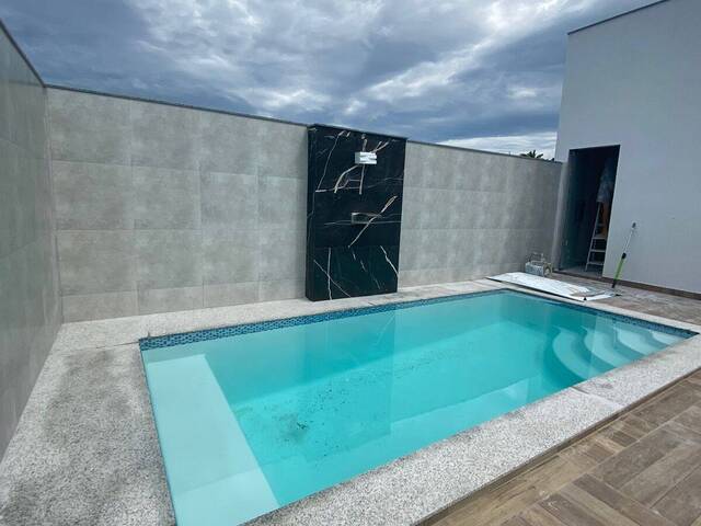 Casa para Venda em Campos dos Goytacazes - 4