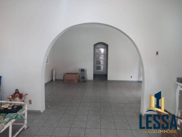 #407 - Casa para Venda em Campos dos Goytacazes - RJ