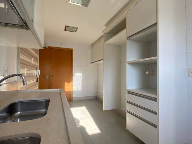 #439 - Apartamento para Venda em Campos dos Goytacazes - RJ
