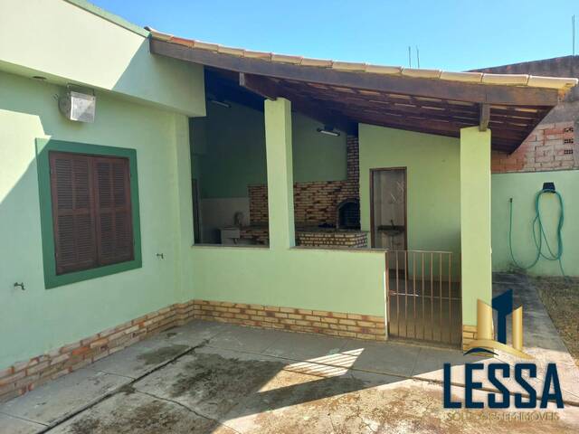 #464 - Casa para Venda em Campos dos Goytacazes - RJ