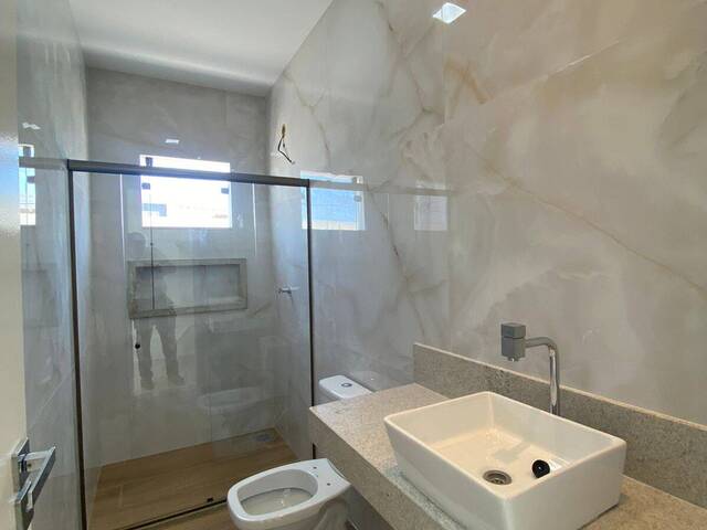 #397 - Apartamento para Venda em Campos dos Goytacazes - RJ