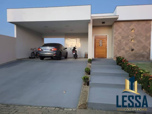 #496 - Casa para Venda em Campos dos Goytacazes - RJ