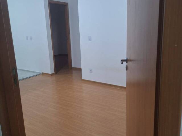 Apartamento para Venda em Campos dos Goytacazes - 5