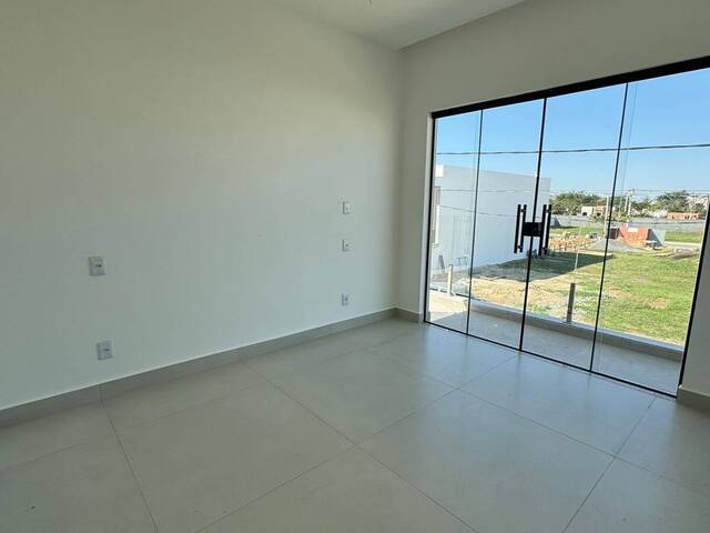 #528 - Casa para Venda em Campos dos Goytacazes - RJ