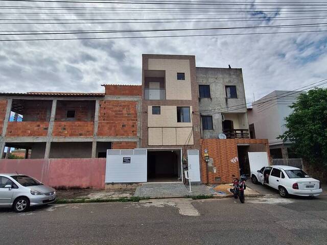 Casa para Venda em Campos dos Goytacazes - 2