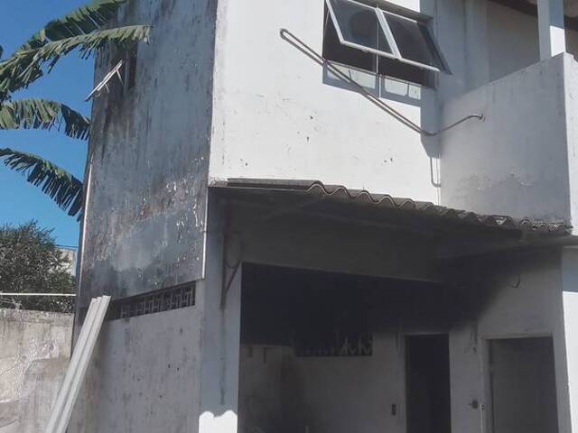 #599 - Casa para Venda em Campos dos Goytacazes - RJ