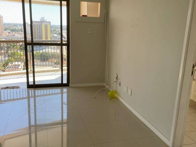 #641 - Apartamento para Venda em Campos dos Goytacazes - RJ - 2