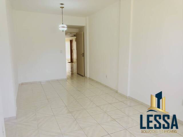 #648 - Apartamento para Venda em Campos dos Goytacazes - RJ - 2