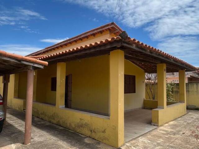 #673 - Casa para Venda em Campos dos Goytacazes - RJ - 2