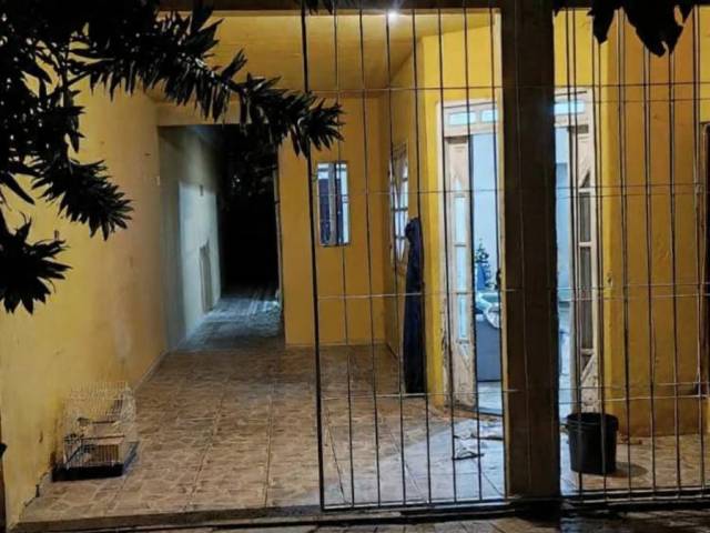 #686 - Casa para Venda em Campos dos Goytacazes - RJ - 2