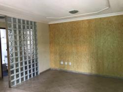 #41 - Casa para Venda em Campos dos Goytacazes - RJ